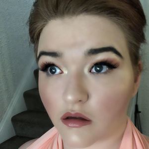 Meet your Posher, Bella